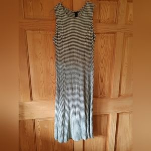 Women's sleeveless dress